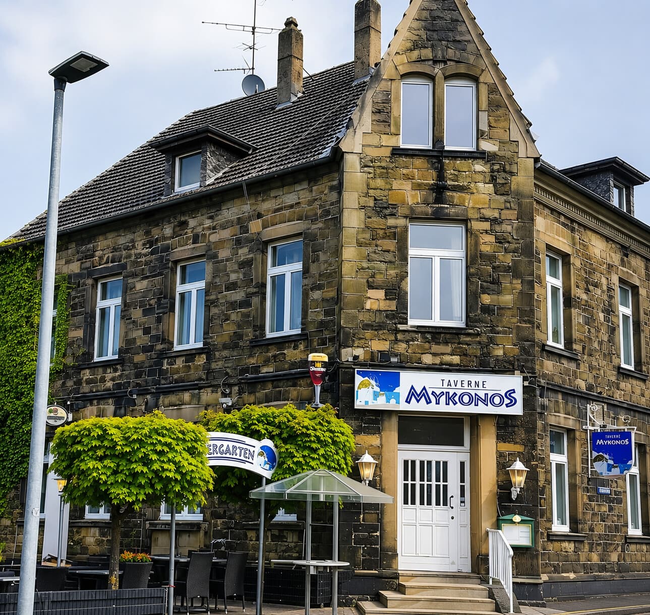 Außenansicht der Taverne Mykonos an der Bochumer Straße in Sprockhövel